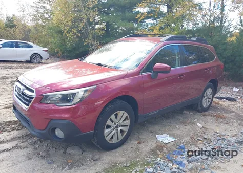 2018 Subaru Outback 2.5I Premium z USA, uszkodzony, nr VIN 4S4BSACCXJ3379048